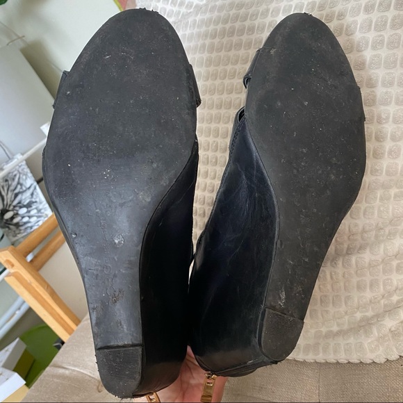 BCBGeneration Strap Sandals - Picture 5 of 9